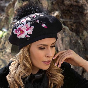 Tarisana women's beret black