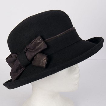Women's hat 21817 