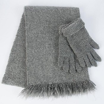Set of scarves and gloves 560 + 920 set
