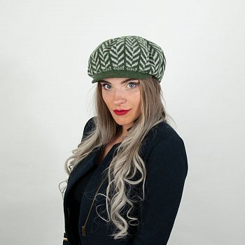 Women's wool hat with Fenister peak