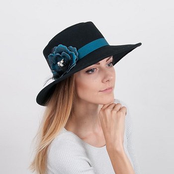 Women's hat 19810 black
