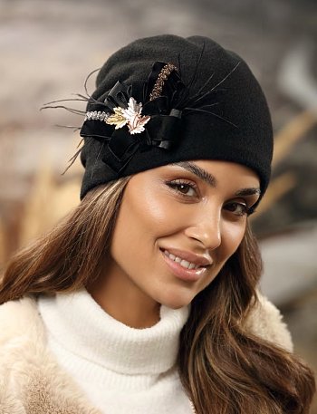 Women's winter hat Utivis