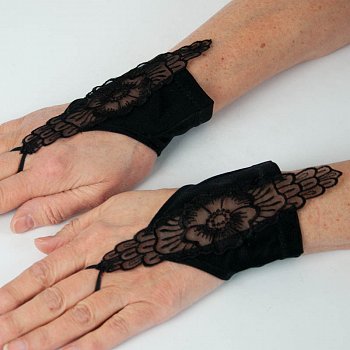 Women's evening gloves Seva