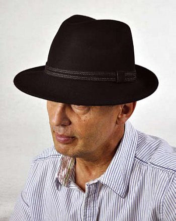 Men's hat 2676
