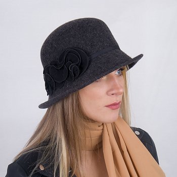 Women's hat 20903