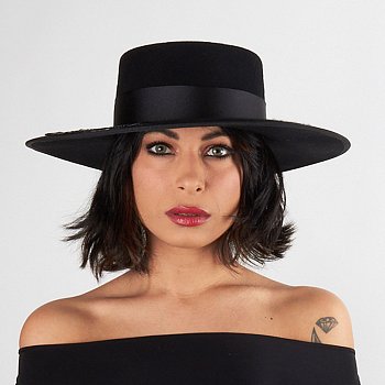 Women's hat 23674 