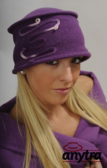 Women's winter hat Orbio