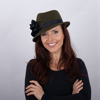 Women's hat 20978 khaki