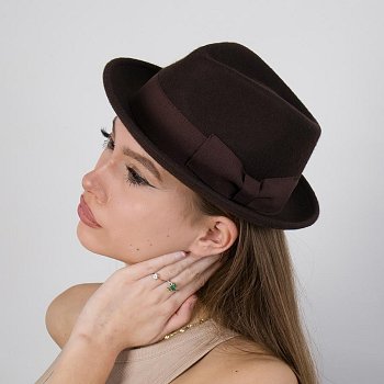 Women's hat 21844 